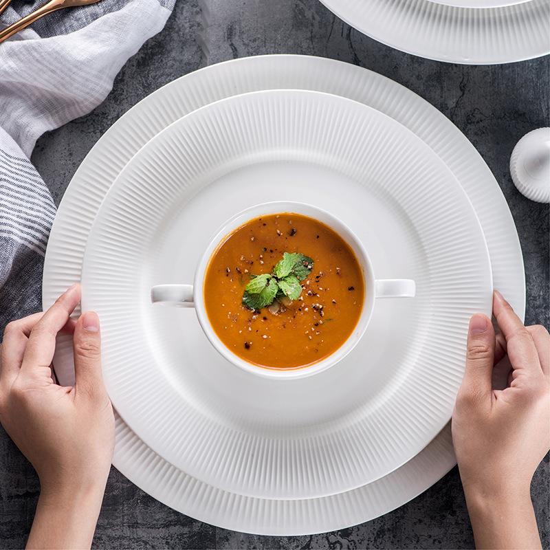 北欧风创意白色陶瓷碗碟盘餐具套装家用 简约ins西餐盘子酒店定制