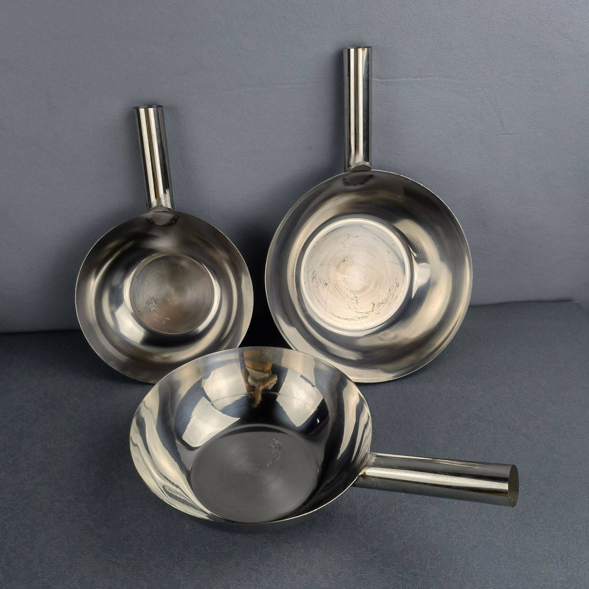 现货20-23公分平底圆水勺无磁 不锈钢水瓢加厚水漂短柄圆柄,厨房/烹饪用具,按压式饮水器,淘宝优惠券,粉丝福利购,淘宝优惠卷