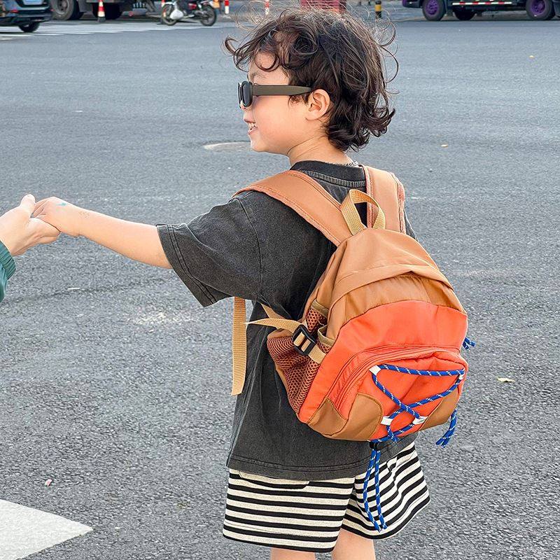 户外潮牌儿童双肩包2025秋冬新款幼儿园小书包复古男童旅行登山包