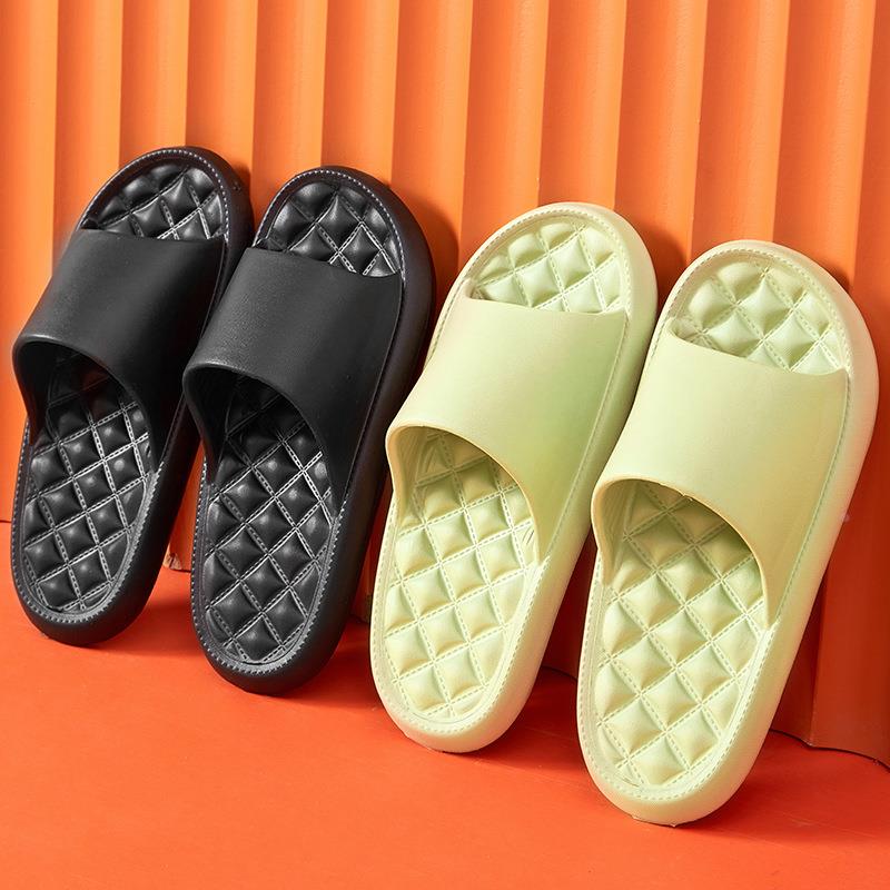 新款夜市EVA踩屎感拖鞋女夏季室内家居家用情侣浴室凉拖外穿男士