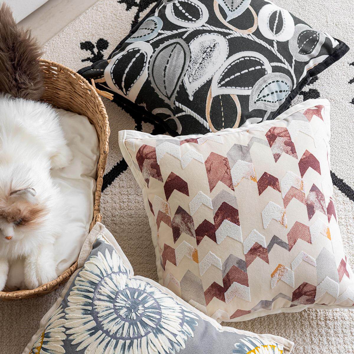 家居植绒沙发抱枕套ins风现代简约客厅装饰靠枕床头靠垫床上定制