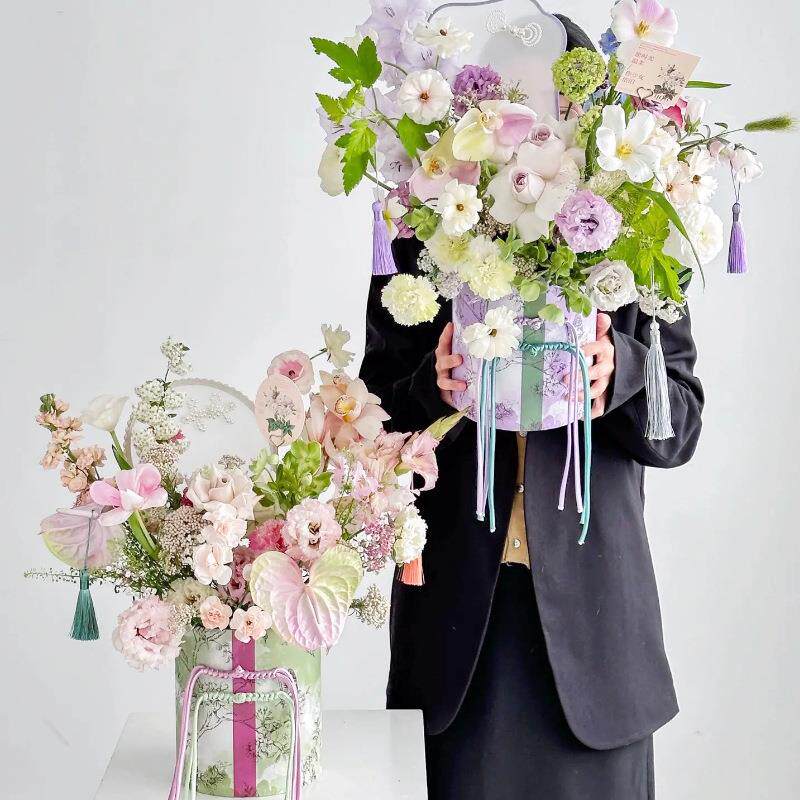 新中式鲜花抱抱桶diy花桶旗袍插花桶花盒圆筒花艺礼盒定制