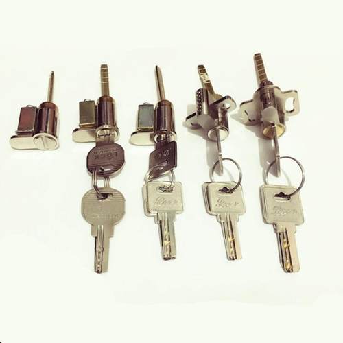 单舌锁芯房门带尾巴老式