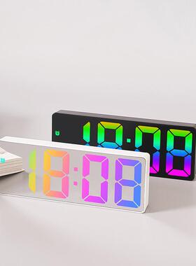 INS个性新品LED大字电子钟床头闹钟简约时尚炫彩大屏幕钟0725