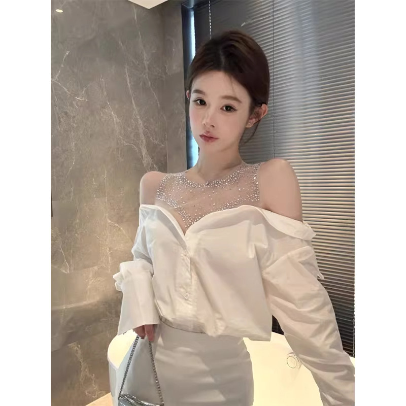 白色一字肩烫钻网纱拼接衬衫女春秋欧货千金风露肩假两件长袖上衣