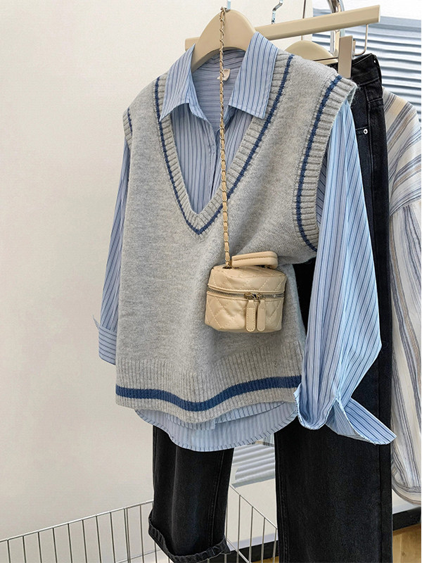 灰色v领针织马甲背心女春秋欧货新款坎肩毛衣叠穿衬衫两件套上衣