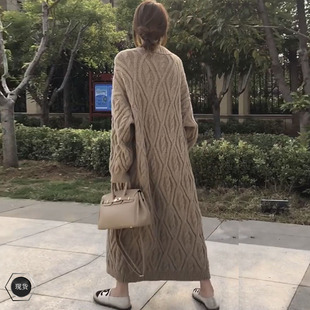 中长款麻花毛衣外套女秋冬欧货慵懒风粗毛线上衣加厚过膝针织开衫