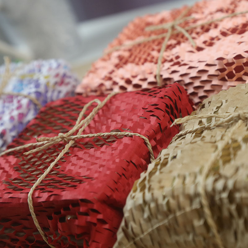 网格纸蜂窝纸缓冲包装纸水果陶瓷礼品网状包裹填充保护装饰卷材料