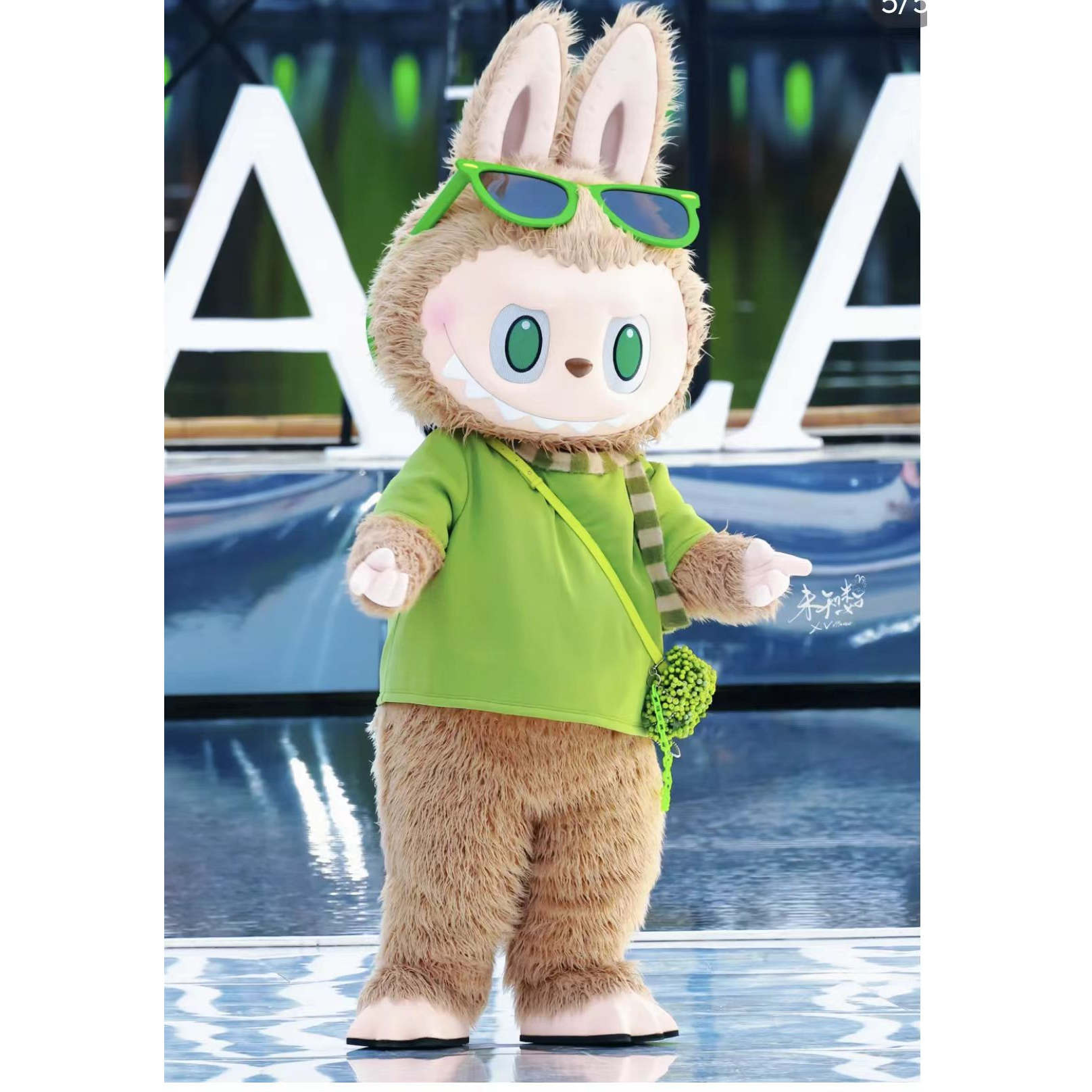 新款头套拉布布卡通精灵人偶服装