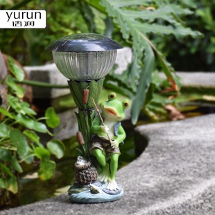 饰布置工艺品 仿真动物雕塑树脂摆件青蛙太阳能灯花园庭院阳台小装