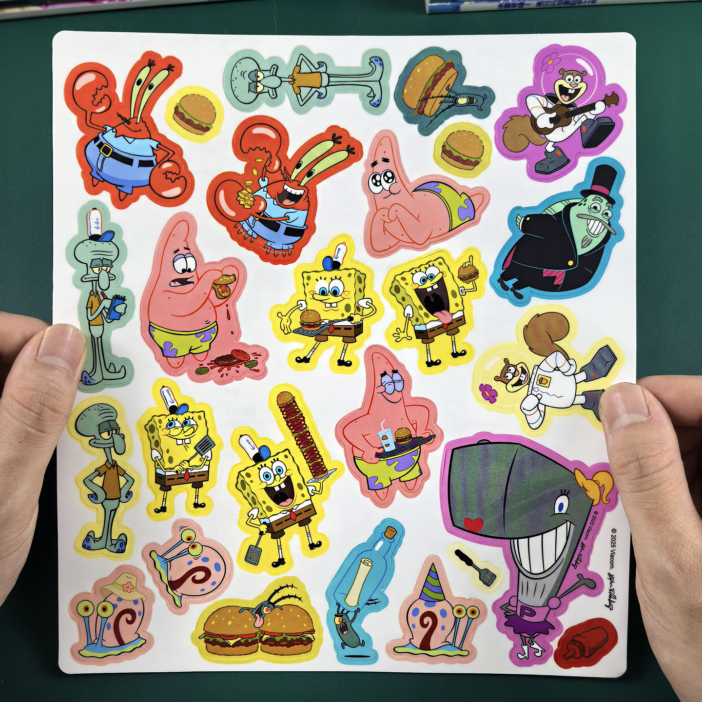 海绵宝宝果冻贴纸书派大星儿童粘贴贴画0到3到6岁2男女孩益智玩具