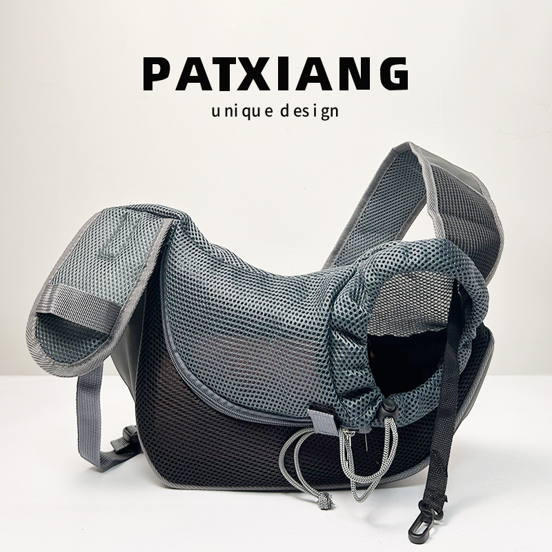 猫包外出便携宠物背包猫咪背袋透气小狗包超轻斜挎单肩小型宠物包