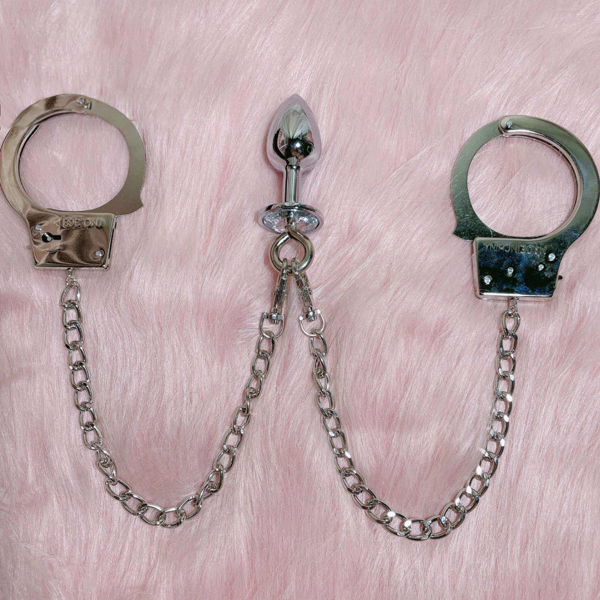 情趣手铐肛塞大尺度玩具sm道具夫妻共用重口味束缚女朋友性用品cr