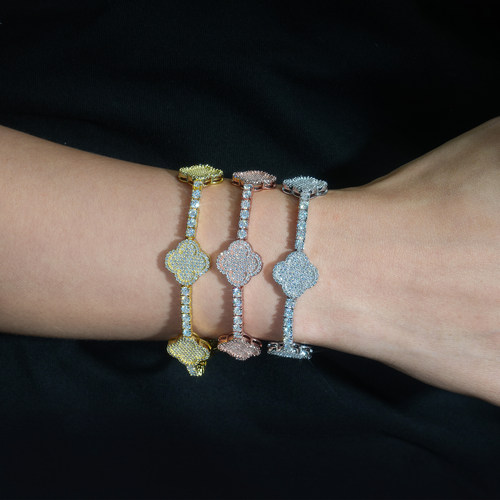 钻发四叶草手链莫桑石