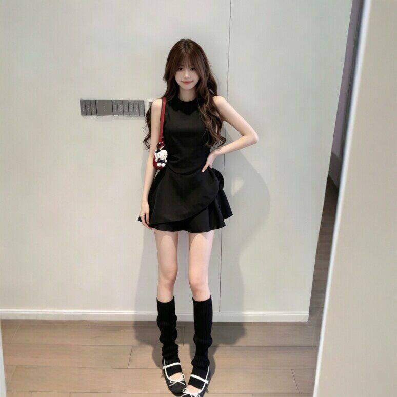 专柜韩系小个子巨好看的黑色收腰蓬蓬短裙赫本风漂亮独特连衣裙26