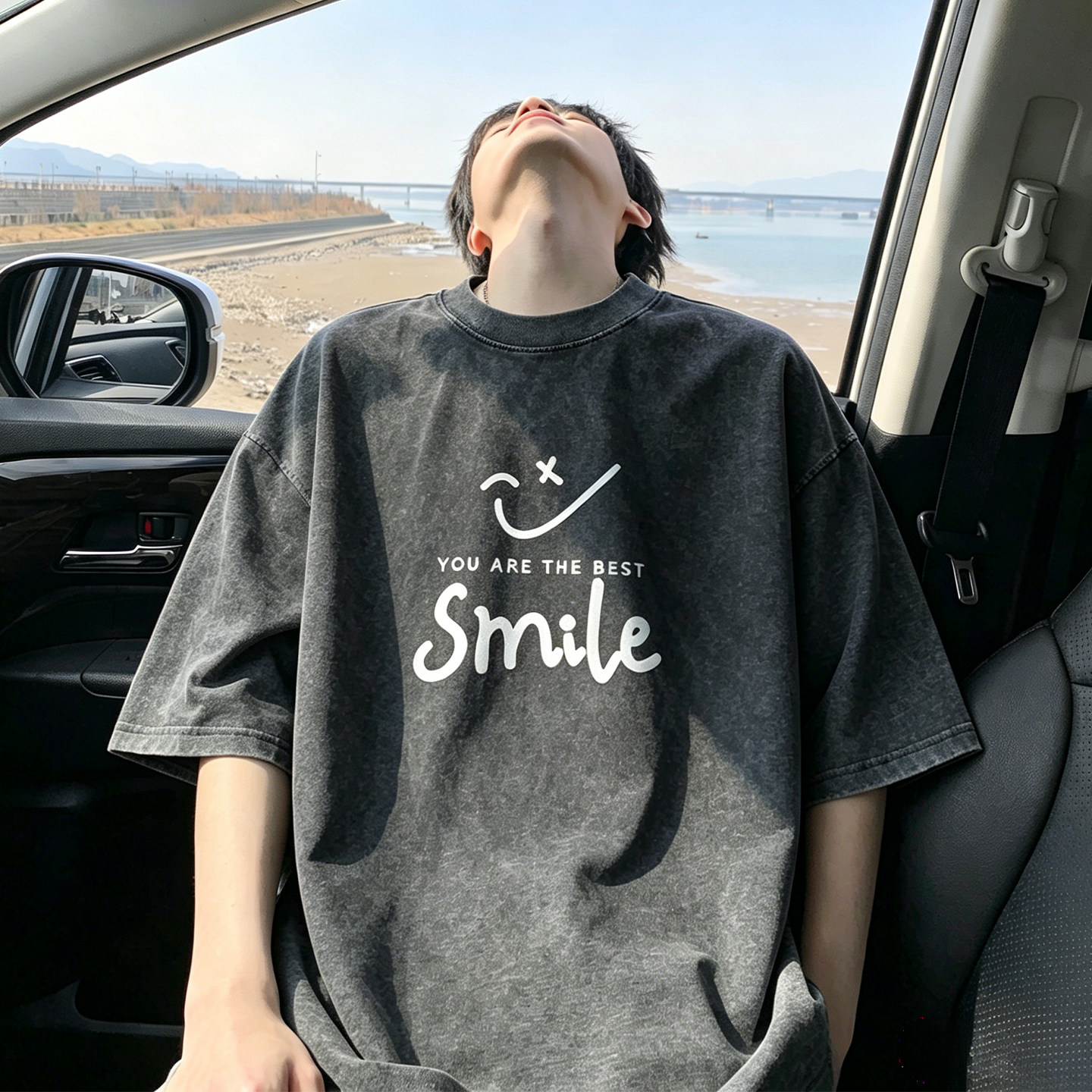 专柜美式风复古短袖男款夏季潮牌宽松纯棉上衣青少年笑脸印花半袖