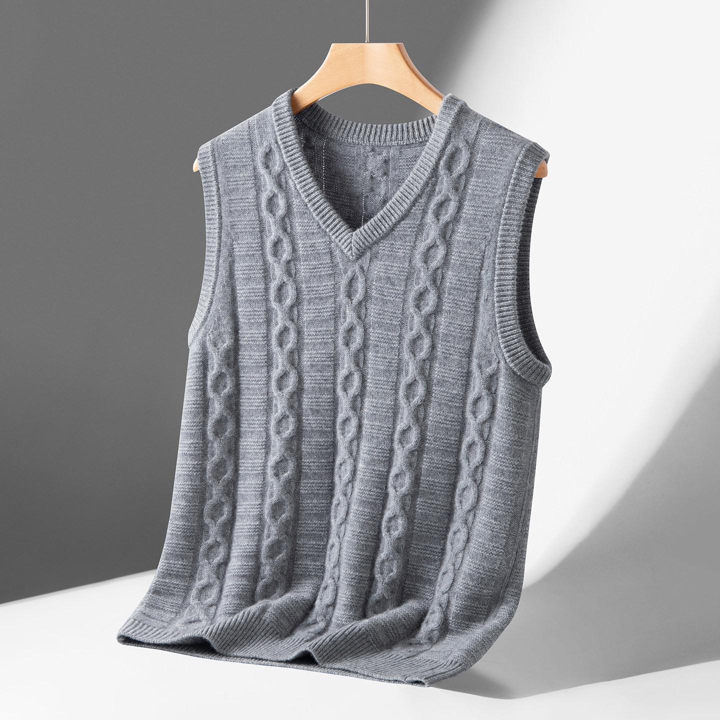 马甲背心男100%纯山羊绒衫秋冬季针织衫V领扭花加厚无袖毛衣坎肩