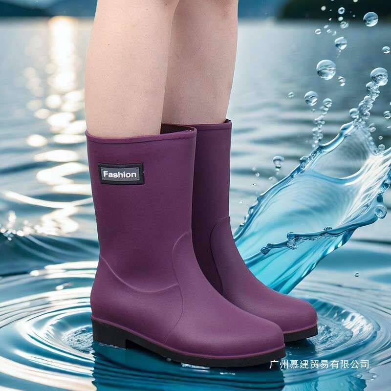 新款雨鞋雨鞋女款水靴防臭防水中筒成人防滑水鞋雨鞋女士女胶鞋