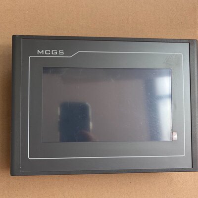议价昆仑通态 MCGS TPC7032Kt 触摸屏，7寸，24V
