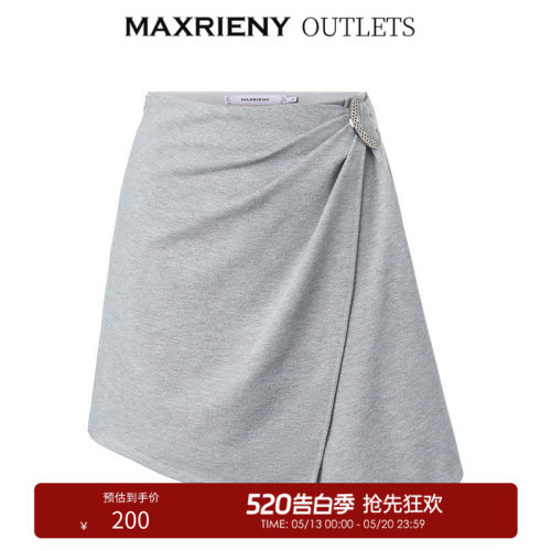 休闲短裙，褶皱设计