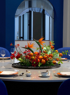 酒店大圆桌中间摆花仿真假花电动转盘装饰品摆件包厢餐桌景观桌花