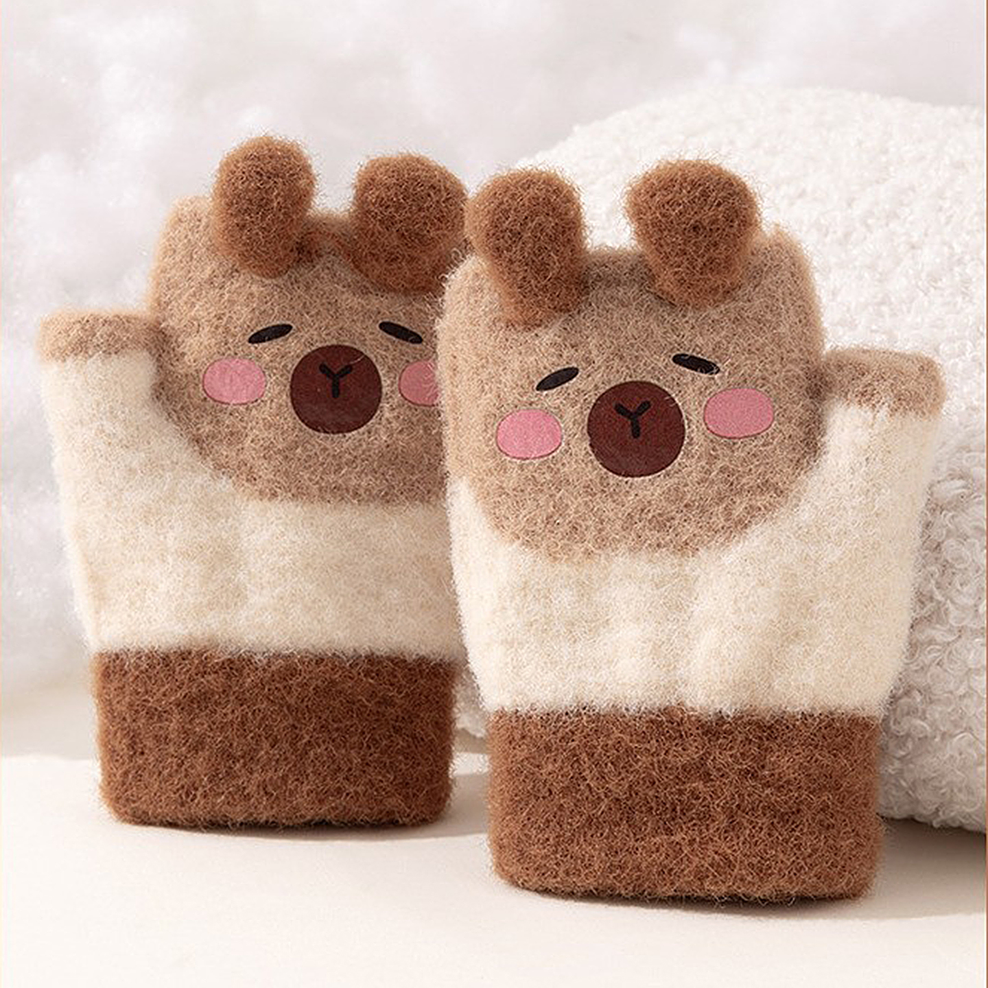 0到3岁宝宝手套卡皮巴拉1岁小童宝宝卡通半指保暖幼冬季露指针织