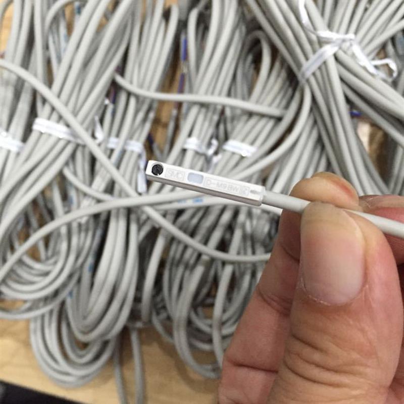 * D-M9BW D-M9BWL 线3米长 SMC磁性开关 全新原装现货80个询价