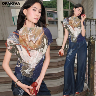 OfAkiva“鹤引”插画师合作款山海经印花T恤女中领压褶弹力上衣