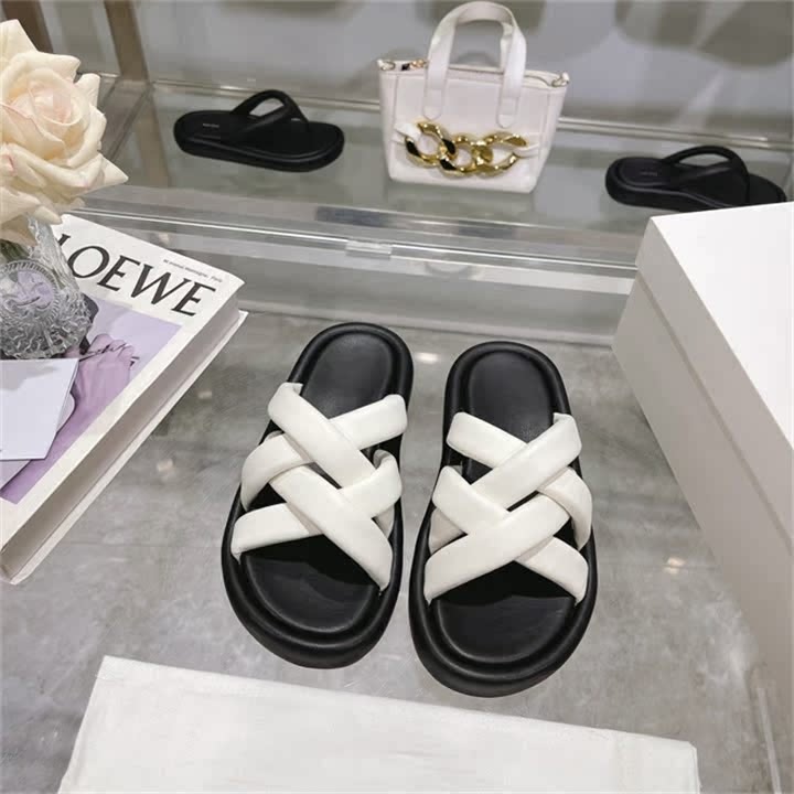 轻奢交叉带一字拖女2026夏季舒适厚底真皮凉拖鞋休闲百搭网红拖鞋