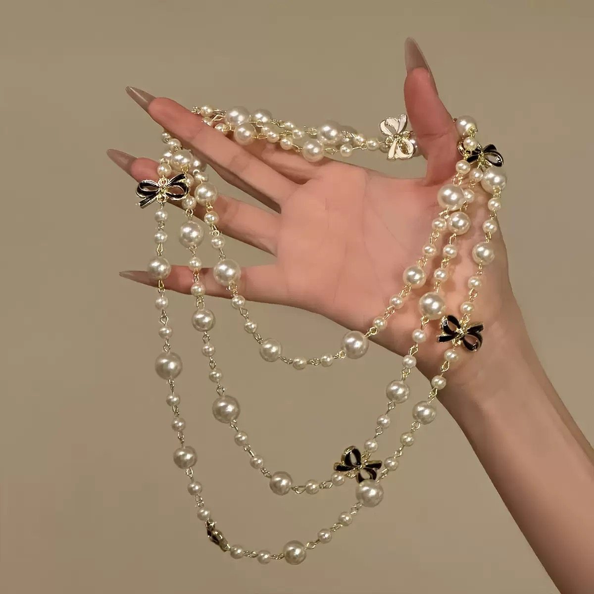 法式多层珍珠滴油蝴蝶结项链女长款轻奢高级感小众设计毛衣链配饰,饰品/流行首饰/时尚饰品新,项链,淘宝优惠券,粉丝福利购,淘宝优惠卷