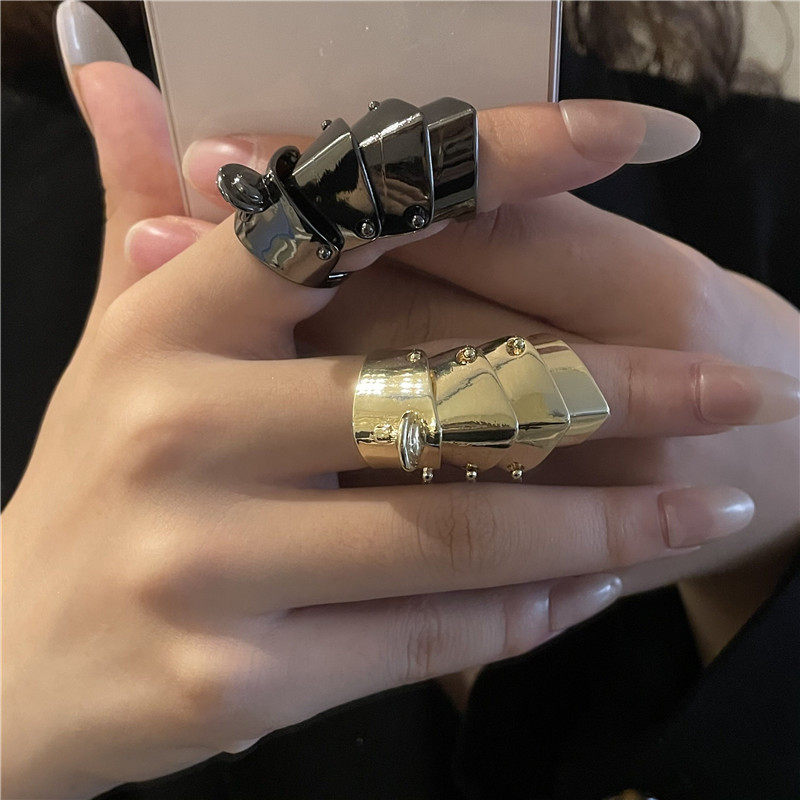 男女金属朋克铠甲活动戒指指环图片