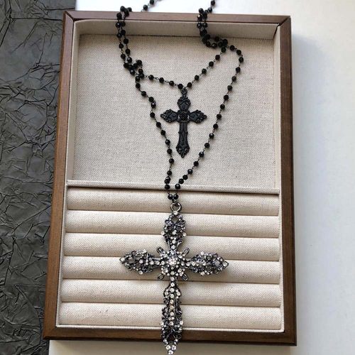 黑色串珠双层十字架项链毛衣链女