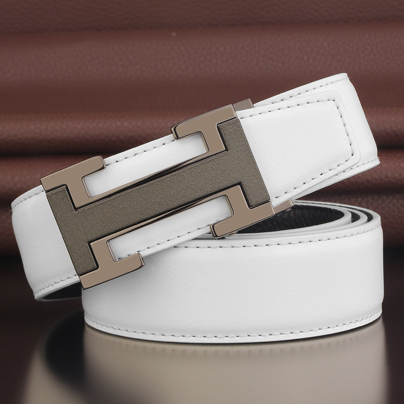 白色年轻人休闲风百搭男士皮带