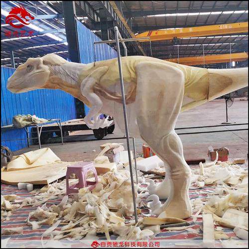 牛魔王怪兽表演衣服定制高仿真人偶操控表演道具机模定制厂家