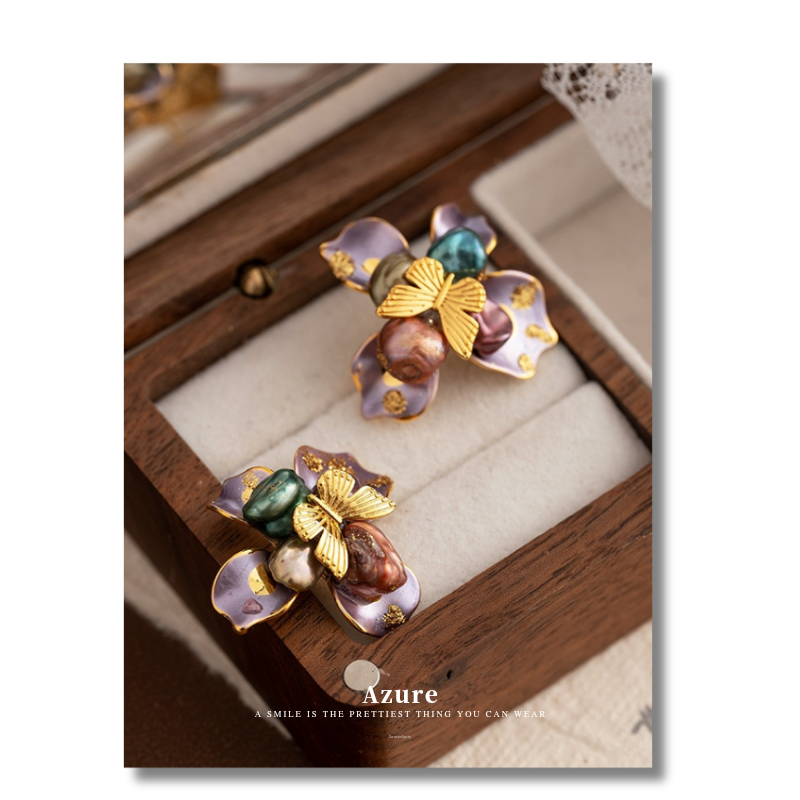 蝴蝶珍珠耳钉鎏金花丝珐琅镶嵌简约蝴蝶镂空文艺复古宫廷风女耳饰