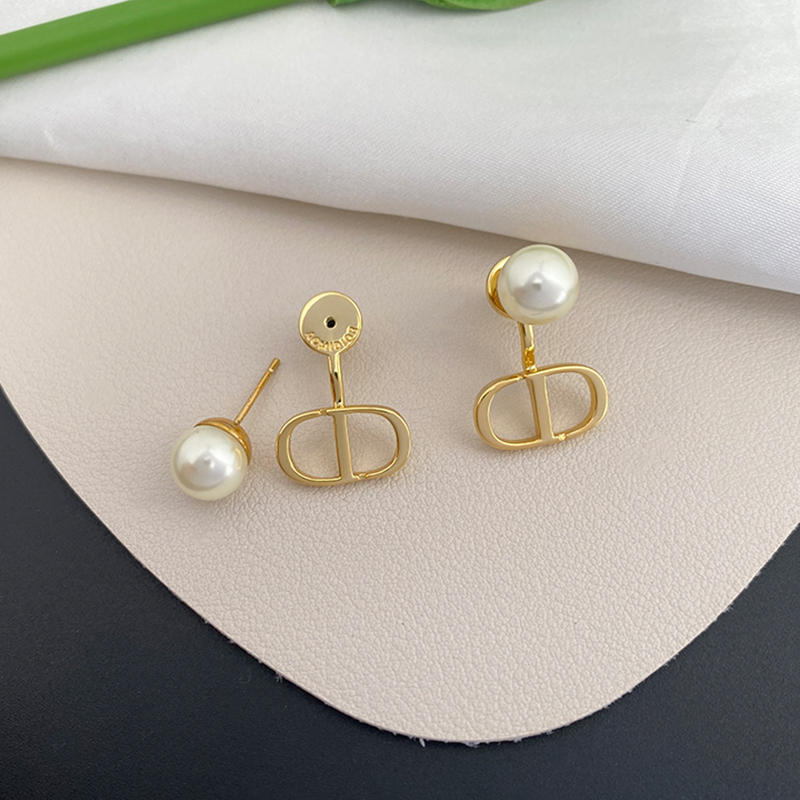 奥米迪奥cd猪鼻子珍珠小巧耳钉