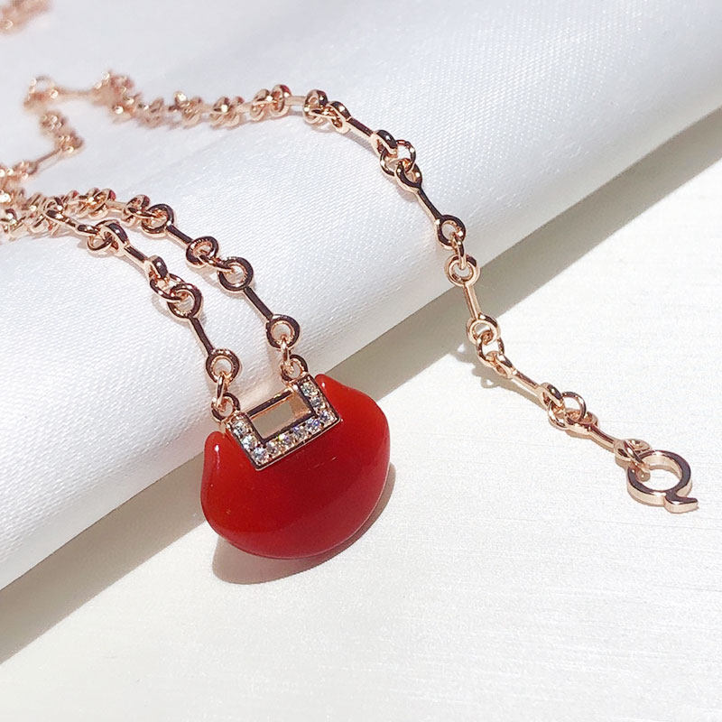 奥米迪奥红玉髓如意锁项链2021年新款女轻奢小众设计感ins锁骨链