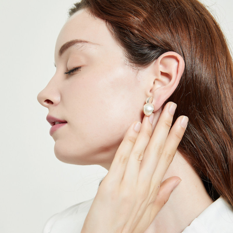 奥米迪奥异形珍珠耳钉耳环新潮款百搭气质网红小众女纯银2021新潮