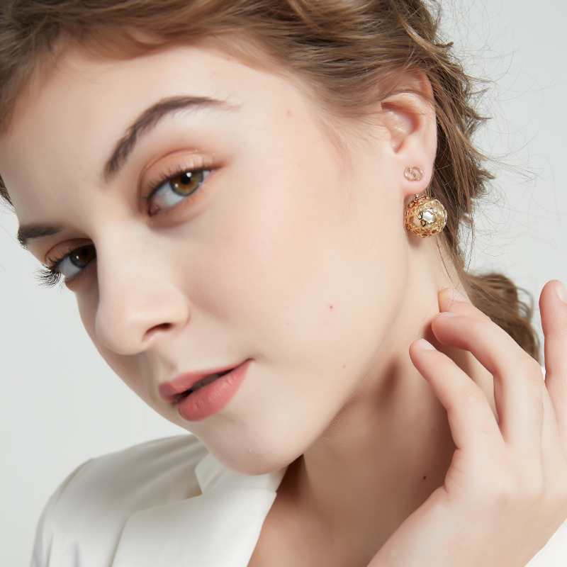 不对称字母耳环百搭新潮款珍珠