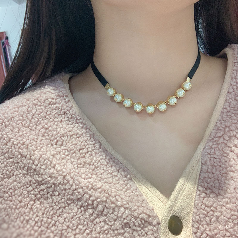 奥米迪奥皇冠珍珠黑色颈带周也同款欧美锁骨链小众款新款潮女项链
