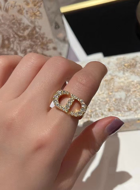 迪奥新款满钻CD猪鼻子戒指女个性