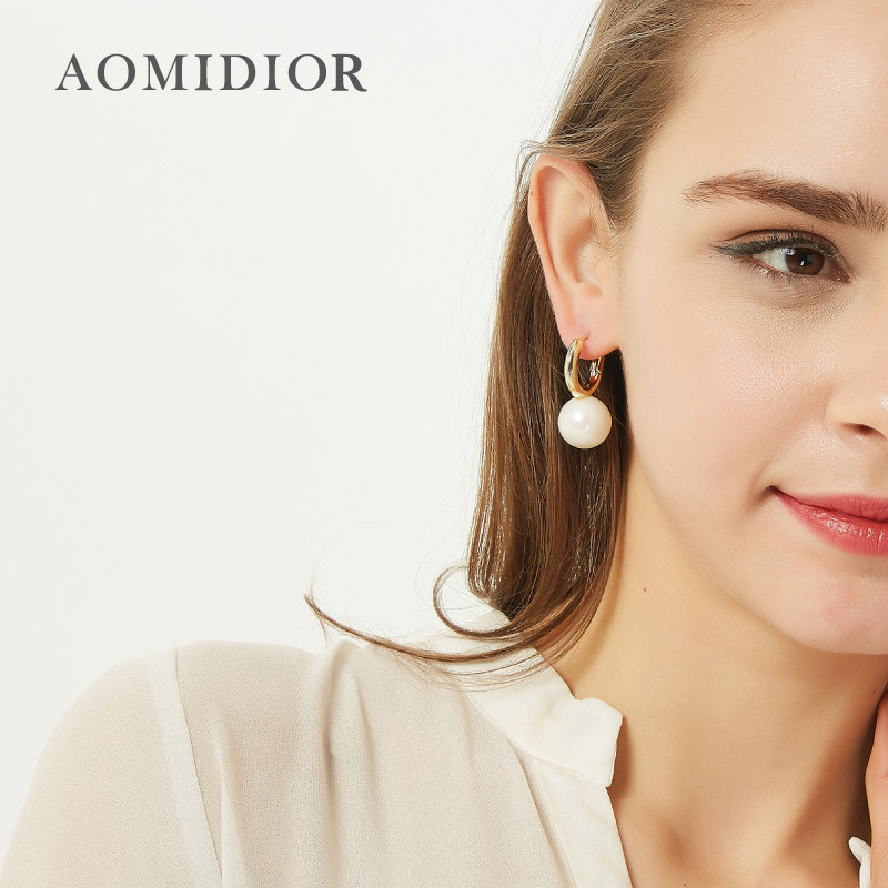 奥米迪奥珍珠耳环女气质韩国耳扣个性简约百搭耳钉2022新款潮耳钉