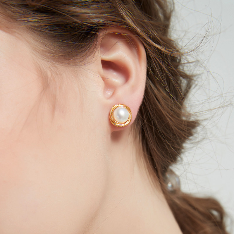 奥米迪奥天然淡水馒头珍珠耳钉银针防过敏精致手工作金绕线耳环女