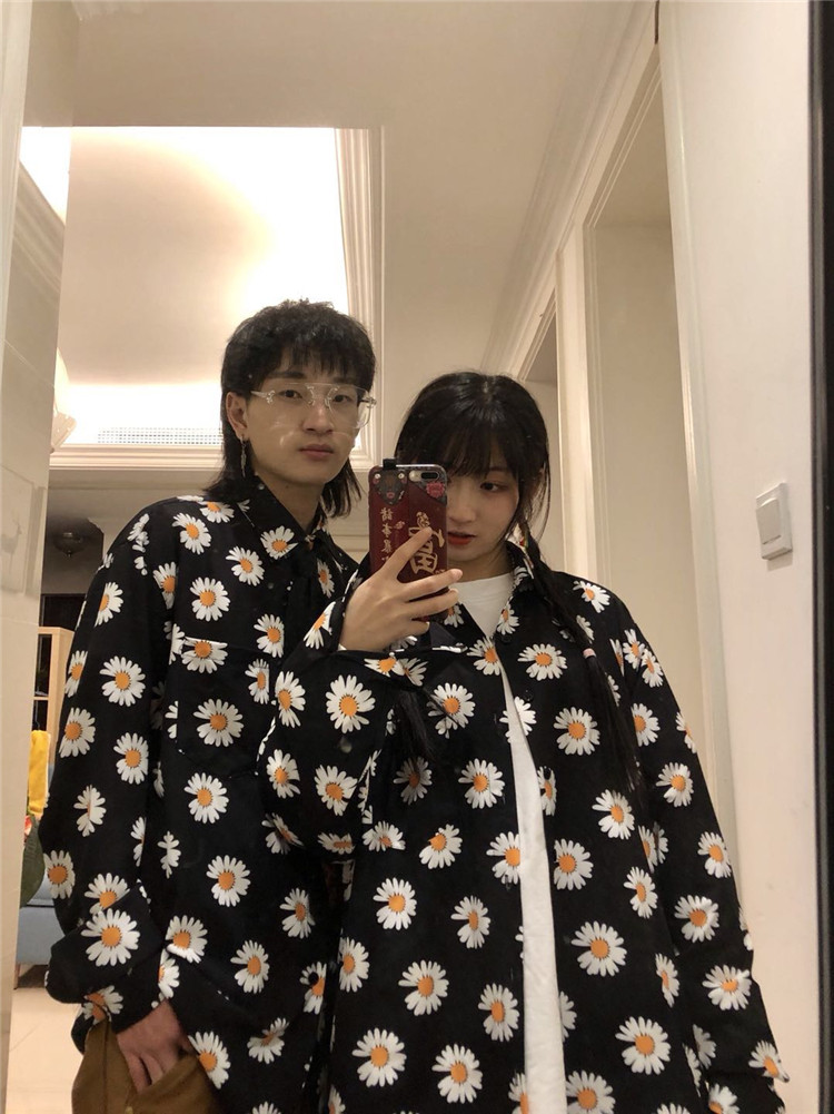 Net Red Chaopai Daisy shirt Retro Hong Kong flavor coat 2020 new pattern design Long sleeve shirtin the Women's clothing/Boutique , Shirt  category - from Buy2taobao.com to provide professional Taobao agent buy service