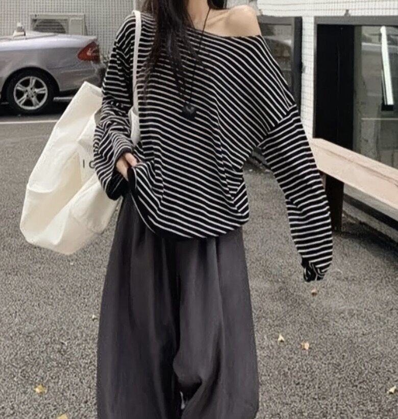 2026春季新款时尚百搭宽松显瘦条纹露肩长袖T恤吊带两件套女