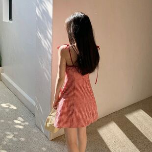 小个子吊带连衣裙学生女夏季甜美红色格子修身内搭叠穿短款裙子女
