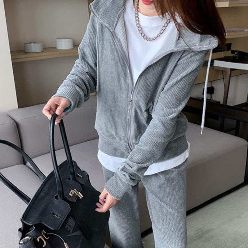 2026年新款洋气减龄卫衣休闲运动服纯色基本款米呢料两件套装女秋