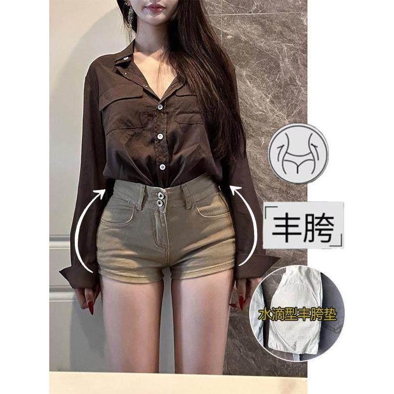 李李服饰低腰双扣丰胯牛仔短裤女2025夏季新款浅卡其显瘦美胯热裤