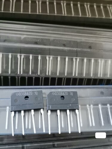 全新原装D3SBA20直插整流桥扁桥