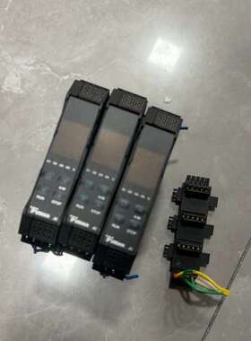 议价宇电温控70482d7有3个一起出带底座